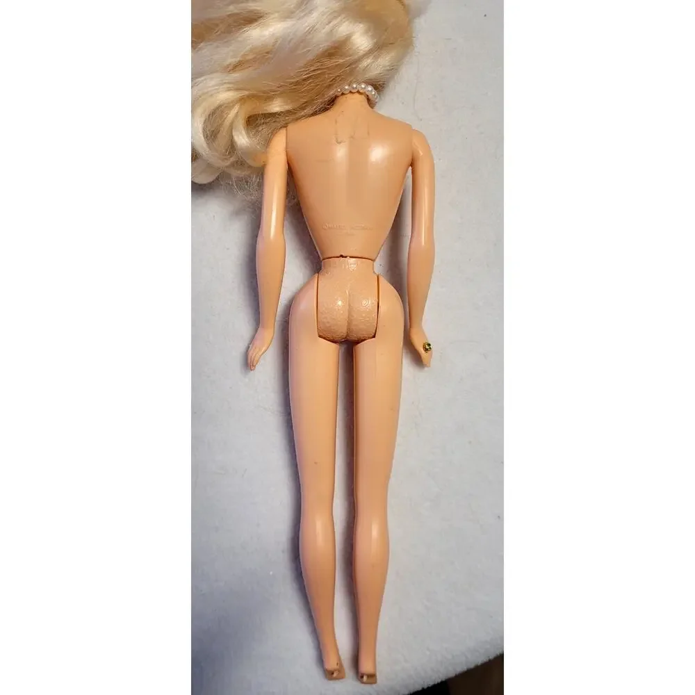 1996 Barbie Special Occasion Doll Gown Faux Fur Hat Pearl Necklace Earrings Ring